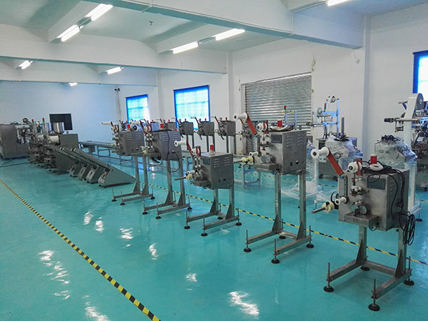 堅(jiān)果包裝機(jī)的工作流程和設(shè)備特點(diǎn)